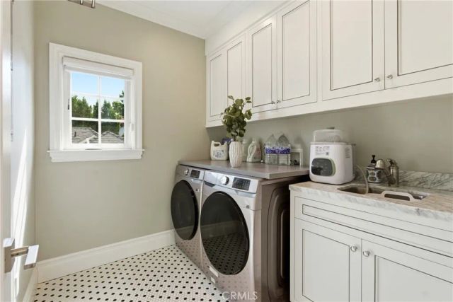 4469 Stern Ave, Sherman Oaks, CA 91423