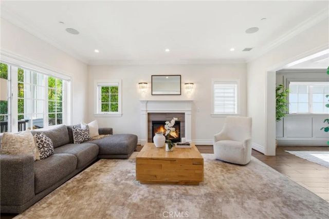 4469 Stern Ave, Sherman Oaks, CA 91423