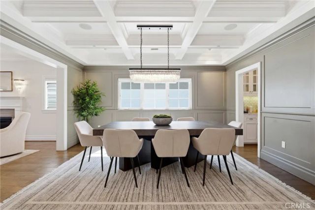 4469 Stern Ave, Sherman Oaks, CA 91423