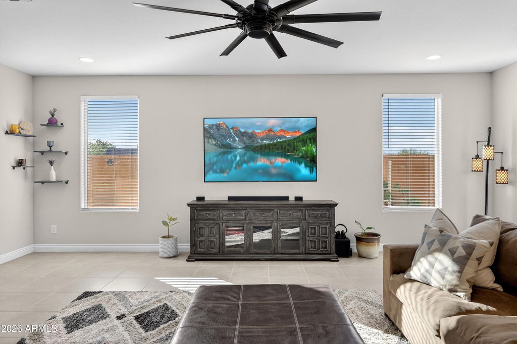 Image 14 of property listing at 21375 N 260th Drive, Buckeye, AZ 85396