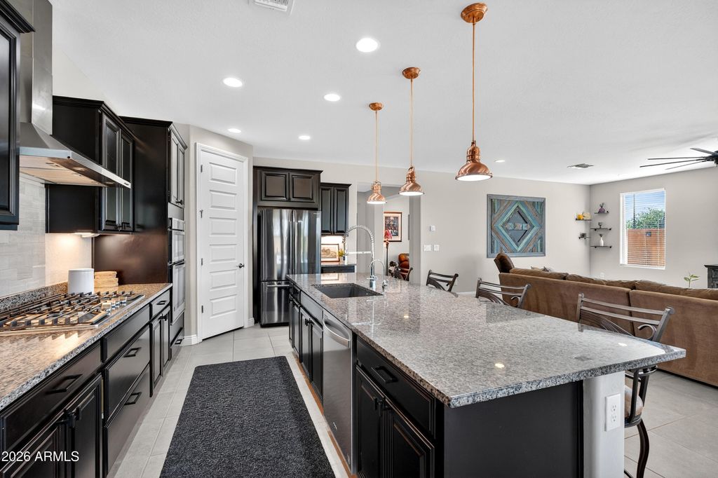 Image 19 of property listing at 21375 N 260th Drive, Buckeye, AZ 85396