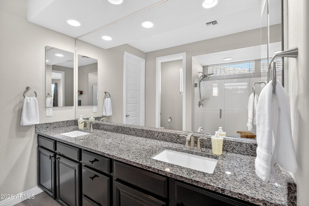 Image 26 of property listing at 21375 N 260th Drive, Buckeye, AZ 85396