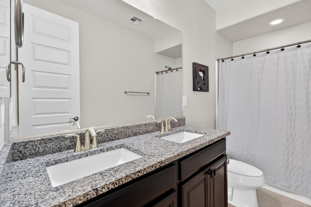 Image 33 of property listing at 21375 N 260th Drive, Buckeye, AZ 85396