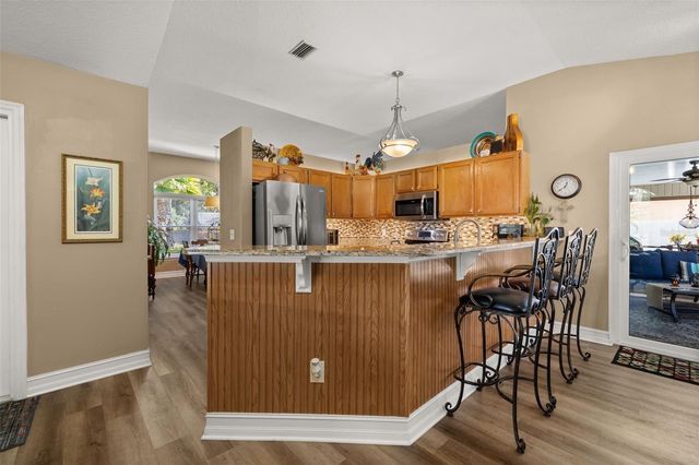 1737 QUEEN PALM DRIVE, Apopka, FL 32712