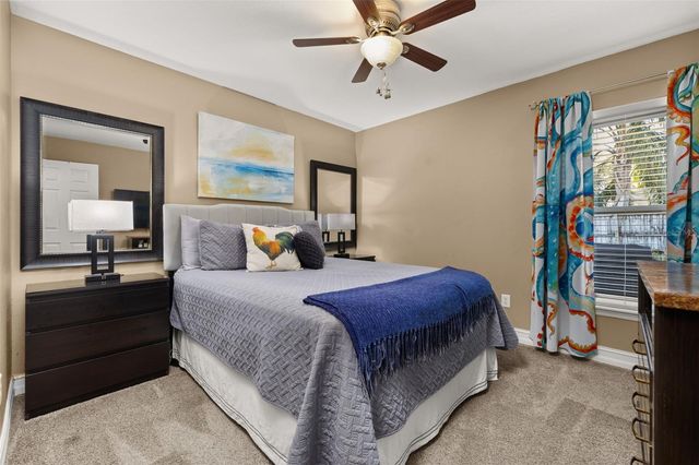 1737 QUEEN PALM DRIVE, Apopka, FL 32712