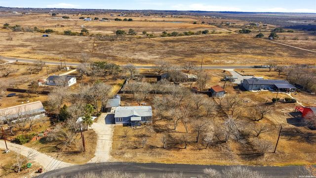 113 County Road 5631, Castroville, TX 78009