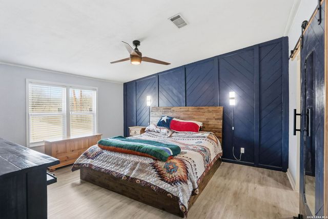 113 County Road 5631, Castroville, TX 78009