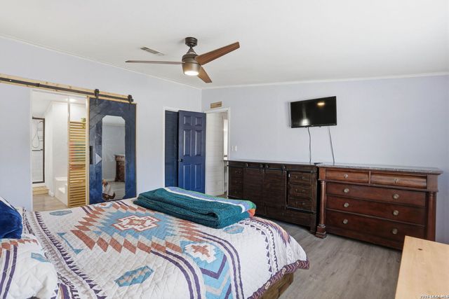 113 County Road 5631, Castroville, TX 78009