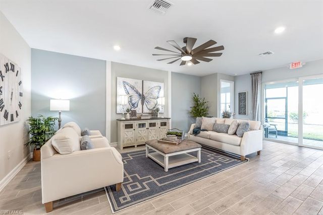 18220 WATER CROSSING DR, North Fort Myers, FL 33917