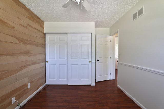 7776 Kiowa Way, Worthington, OH 43085