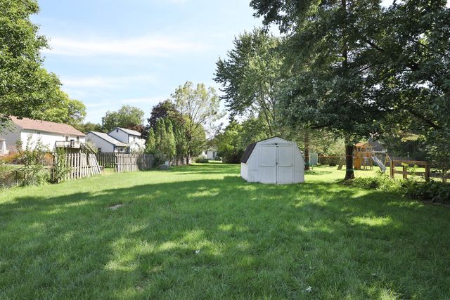 7776 Kiowa Way, Worthington, OH 43085