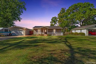 4323 Moonlight Drive, Holly, MI 48442