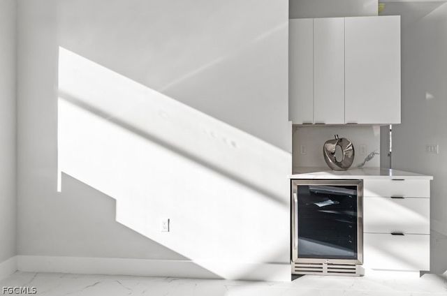 306 SW 26th AVE, Cape Coral, FL 33991