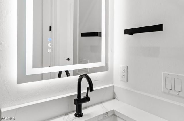 306 SW 26th AVE, Cape Coral, FL 33991