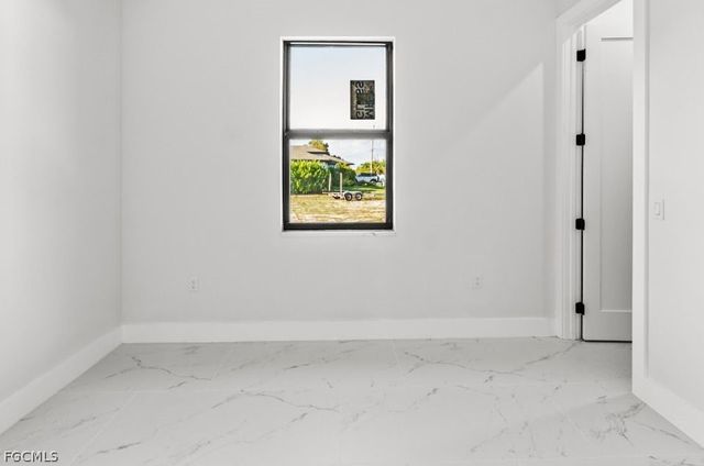 306 SW 26th AVE, Cape Coral, FL 33991