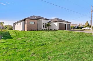 306 SW 26th AVE, Cape Coral, FL 33991