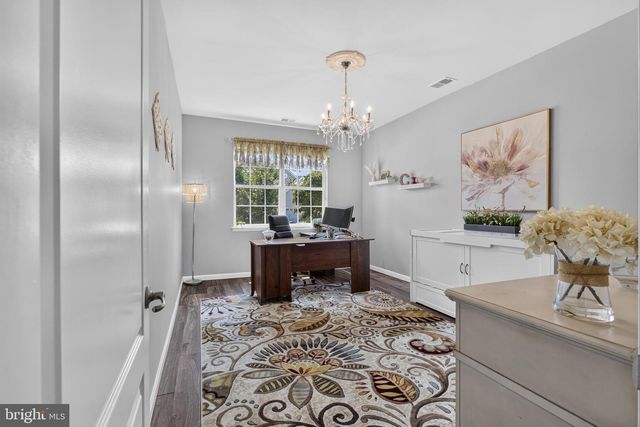 48 E DEHART AVE, Clayton, NJ 08312