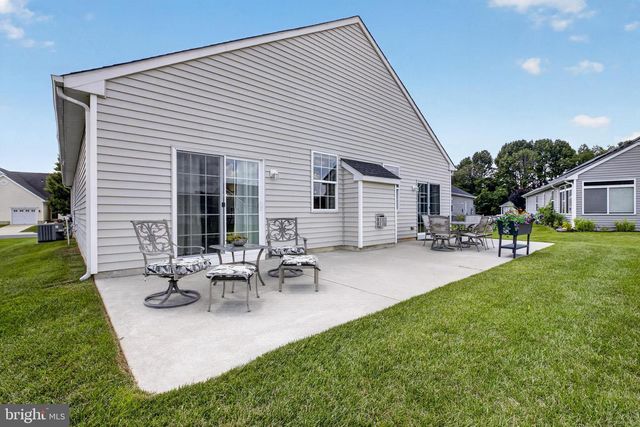 48 E DEHART AVE, Clayton, NJ 08312