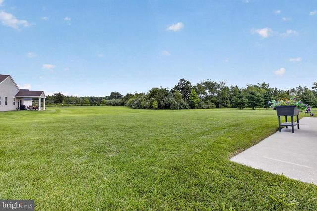 48 E DEHART AVE, Clayton, NJ 08312