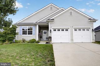 48 E DEHART AVE, Clayton, NJ 08312