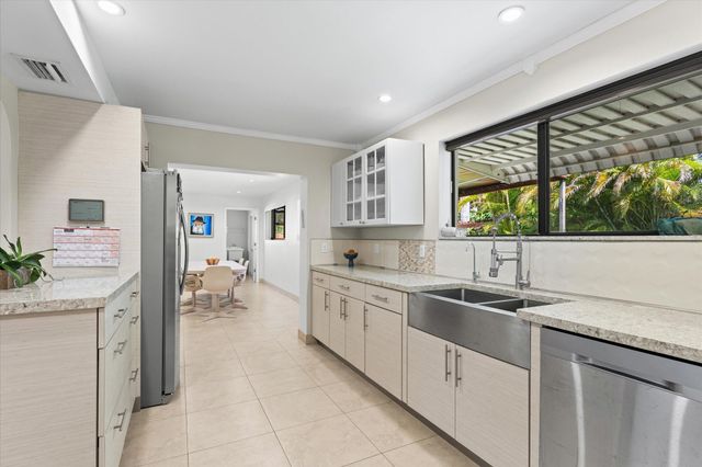 1101 NE 4th Court, Hallandale Beach, FL 33009