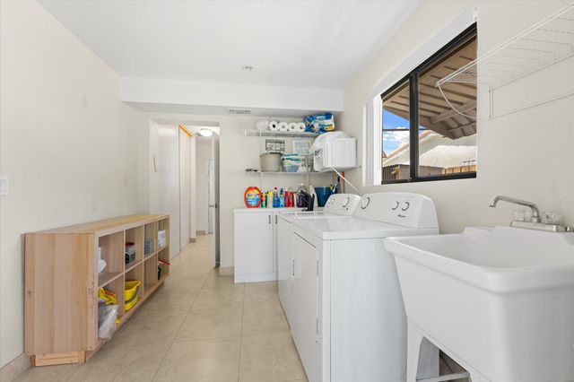 1101 NE 4th Court, Hallandale Beach, FL 33009