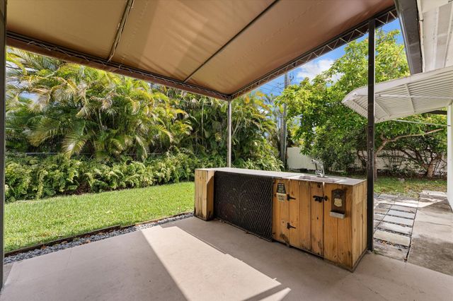 1101 NE 4th Court, Hallandale Beach, FL 33009