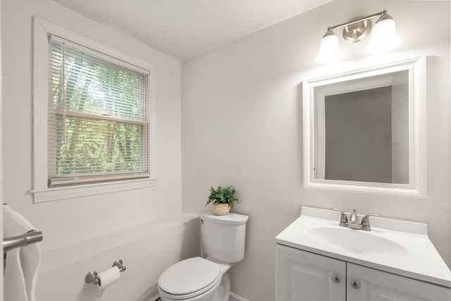 22 Causeway Street, Medfield, MA 02052