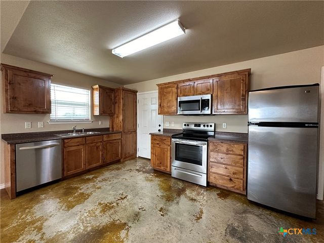 5353 Airport Highway 21, Maxwell, TX 78656