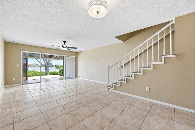 14628 LORIDAWN DRIVE 13, Seminole, FL 33776