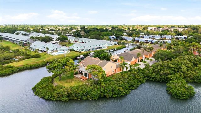 14628 LORIDAWN DRIVE 13, Seminole, FL 33776