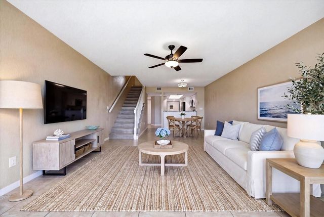 14628 LORIDAWN DRIVE 13, Seminole, FL 33776
