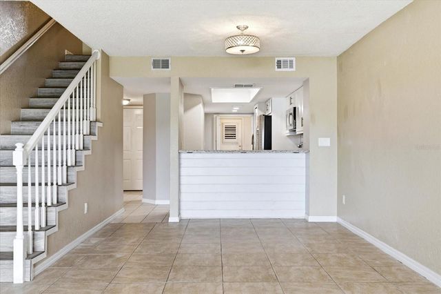14628 LORIDAWN DRIVE 13, Seminole, FL 33776