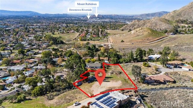 2935 Galaxie Heights Road, Riverside, CA 92507