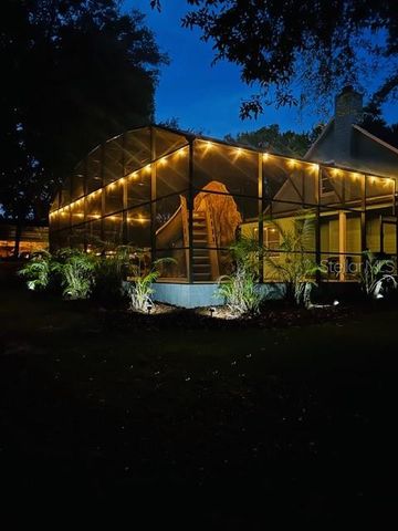 250 N WALKER STREET, Oakland, FL 34760