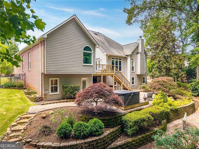 125 Kremer Falls Trace, Canton, GA 30114