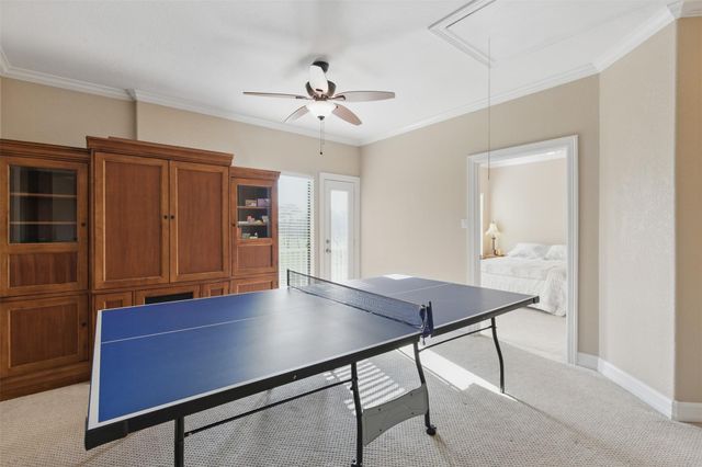 90 Greenview Street, Montgomery, TX 77356