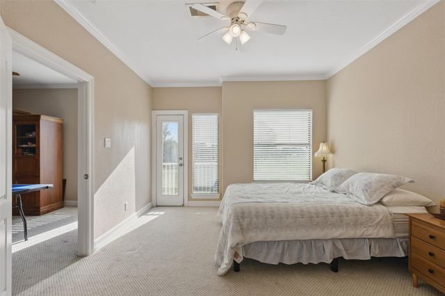 90 Greenview Street, Montgomery, TX 77356