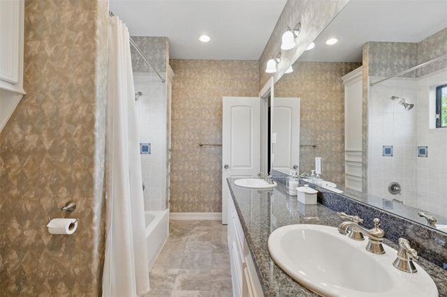 90 Greenview Street, Montgomery, TX 77356