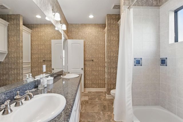 90 Greenview Street, Montgomery, TX 77356