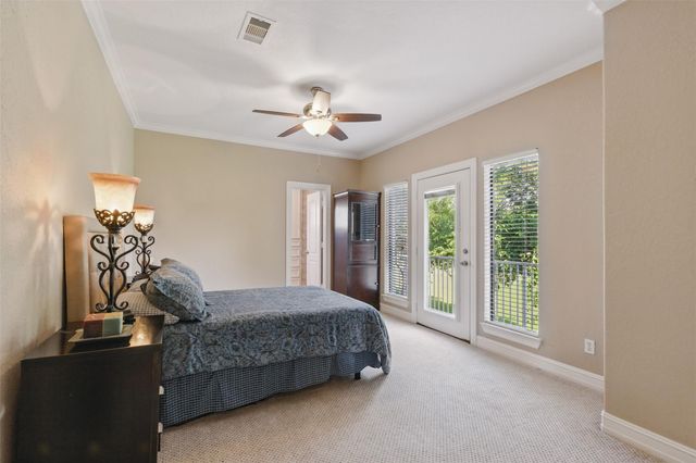 90 Greenview Street, Montgomery, TX 77356