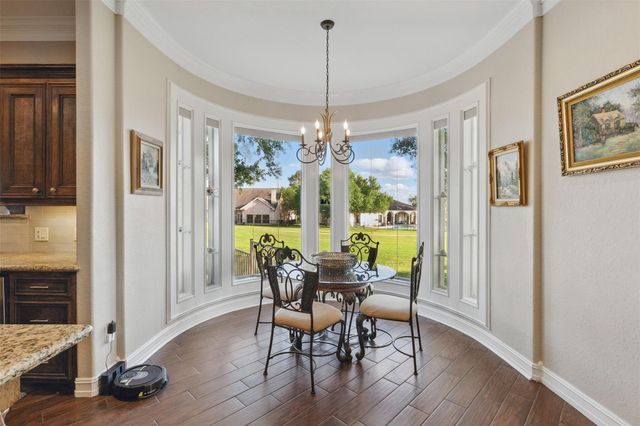 90 Greenview Street, Montgomery, TX 77356