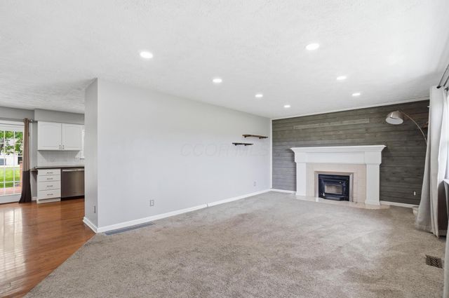 6040 E Walnut Street, Westerville, OH 43081