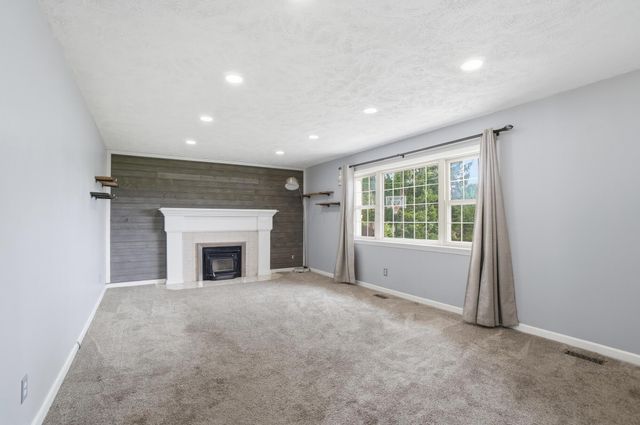 6040 E Walnut Street, Westerville, OH 43081