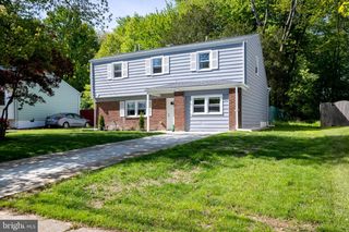 21 DIXMONT AVE, Trenton, NJ 08618