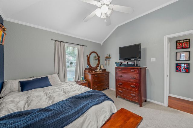 1400 Radisson Drive, Hewitt, TX 76643