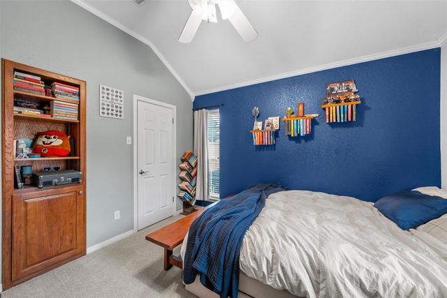 1400 Radisson Drive, Hewitt, TX 76643