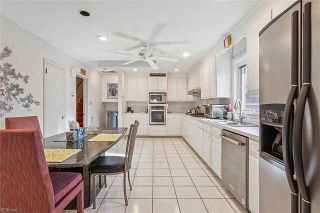 182 Revelle DR, Newport News, VA 23608