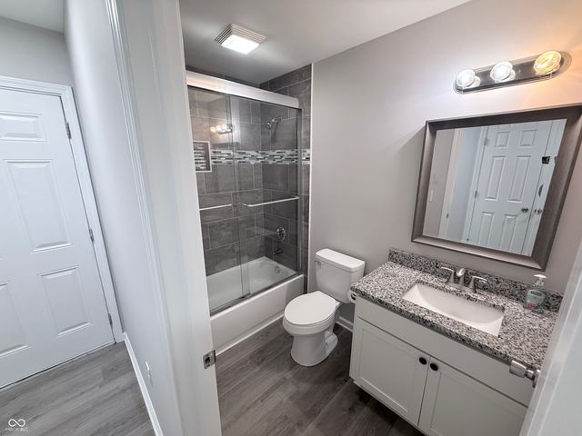 4933 Mecca Street, Indianapolis, IN 46241