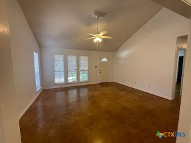 1640 Lonesome, Canyon Lake, TX 78133